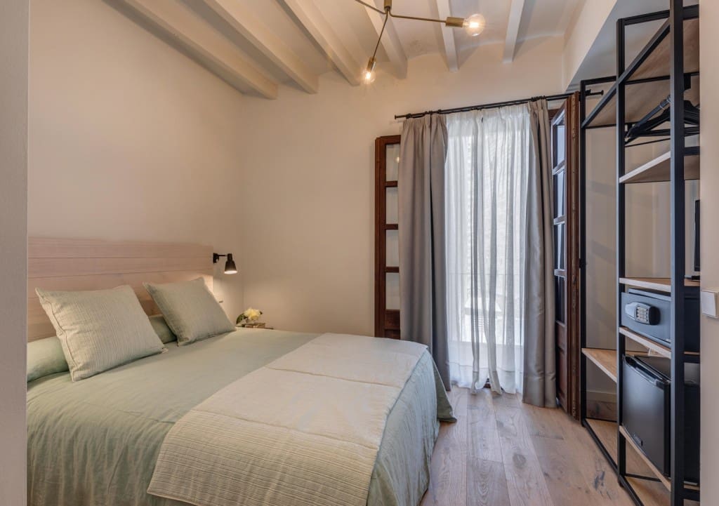 6 soveværelse Byhus til salg i Soller - € 1.590.000 (Ref: 9074931)