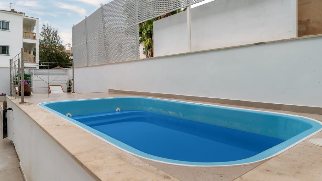 3 bedroom Apartment for sale in Colonia de Sant Jordi with pool - € 850,000 (Ref: 9074932)