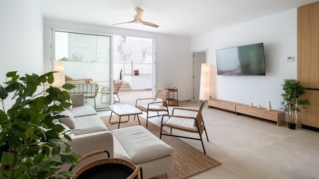 3 makuuhuone Huoneisto myytävänä paikassa Colonia de Sant Jordi, Ses Salines mukana uima-altaan - 850 000 € (Ref: 9074932)