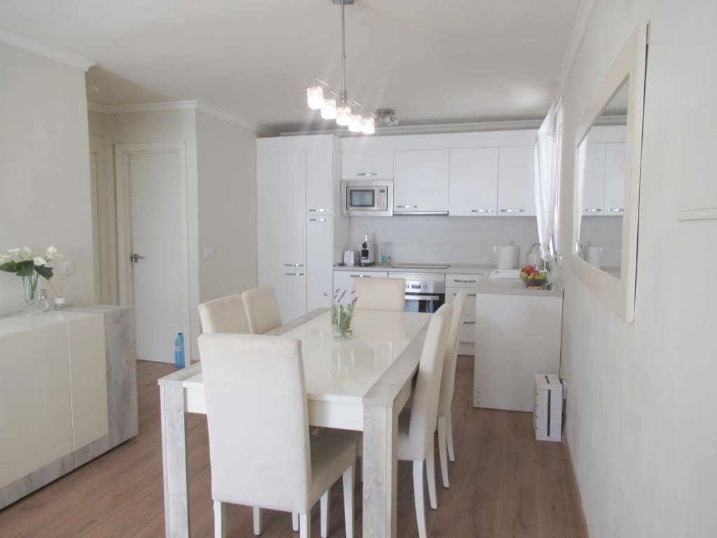 1 slaapkamer Appartement te huur in Cala Vinyes / Cala Vinyas / Cala Vinas met zwembad - € 1.400 (Ref: 9077821)
