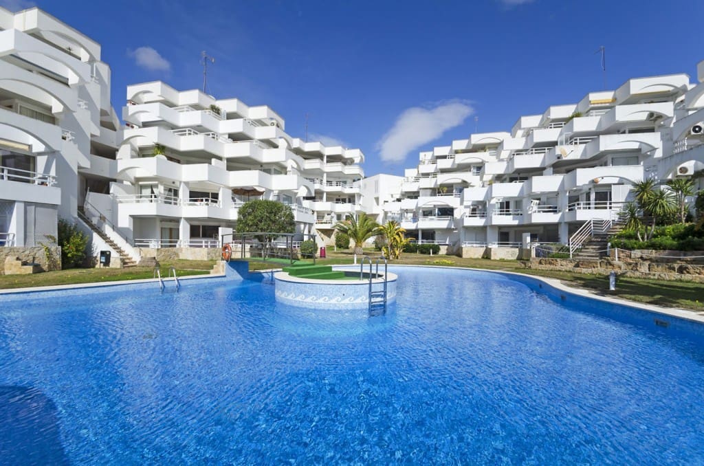 1 slaapkamer Appartement te huur in Cala Vinyes / Cala Vinyas / Cala Vinas met zwembad - € 1.400 (Ref: 9077821)