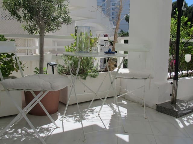 1 sovrum Lägenhet att hyra i Cala Vinyes / Cala Vinyas / Cala Viñas, Calvià med pool - 1 400 € (Ref: 9077821)