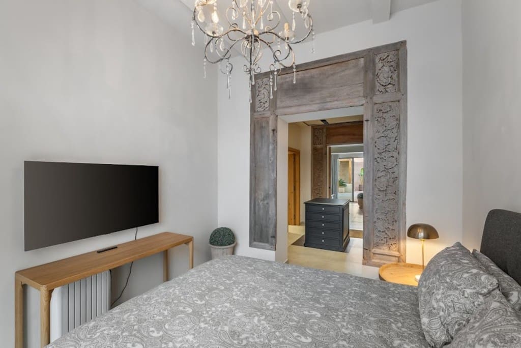 4 soveværelse Byhus til salg i Palma de Mallorca med swimmingpool - € 2.650.000 (Ref: 9098933)