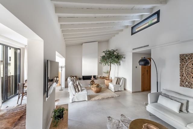 4 soveværelse Byhus til salg i Santa Catalina, Palma de Mallorca med swimmingpool - € 2.650.000 (Ref: 9098933)