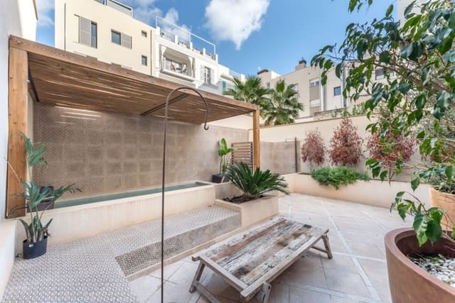 4 soveværelse Byhus til salg i Santa Catalina, Palma de Mallorca med swimmingpool - € 2.650.000 (Ref: 9098933)