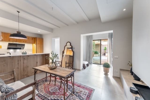 4 soveværelse Byhus til salg i Santa Catalina, Palma de Mallorca med swimmingpool - € 2.650.000 (Ref: 9098933)