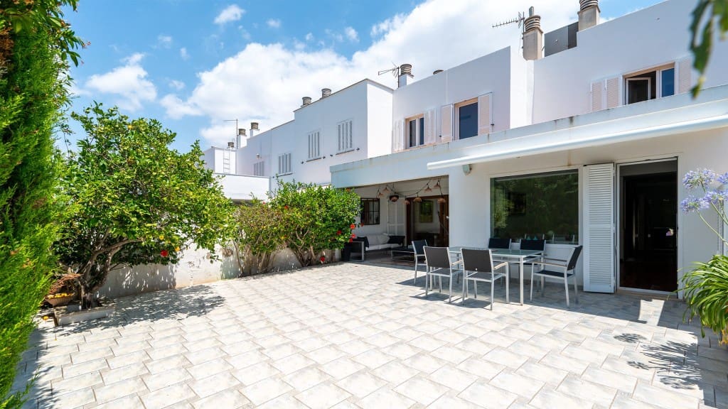 5 slaapkamer Huis te koop in Son Veri Nou - € 770.000 (Ref: 9100575)