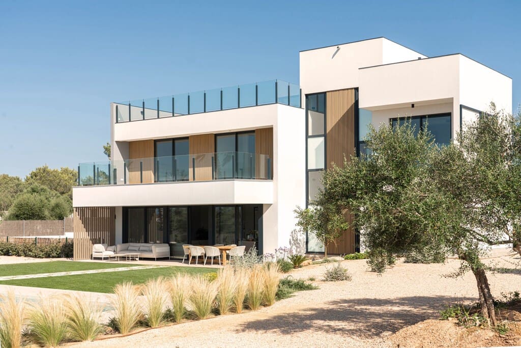 4 bedroom Villa for sale in Son Gual with pool - € 2,790,000 (Ref: 9128042)