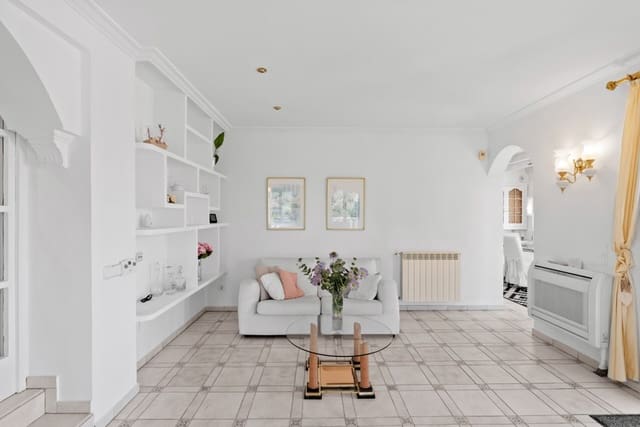 4 slaapkamer Villa te koop in Puerto de Andratx, Andratx met zwembad - € 3.900.000 (Ref: 9176317)