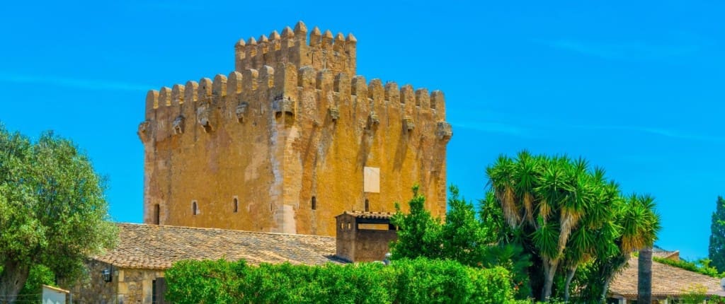 2 bedroom Apartment for sale in Capdepera with pool - € 475,000 (Ref: 9246481)