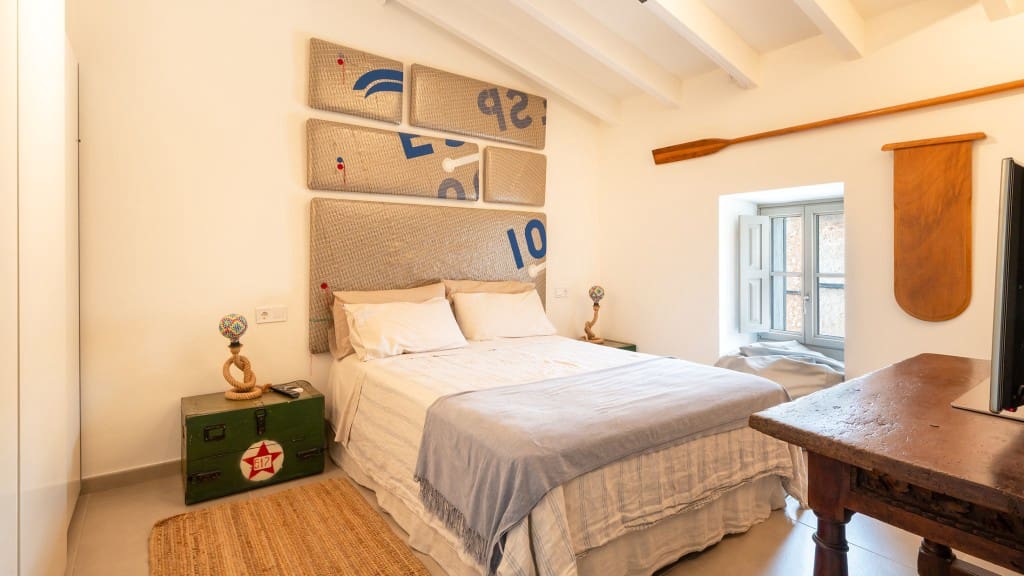 4 soverom Hus til salgs i Consell med svømmebasseng - € 1 650 000 (Ref: 9303221)