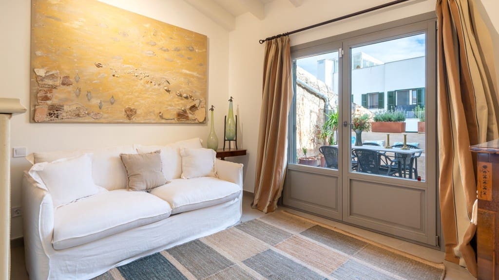 4 soverom Hus til salgs i Consell med svømmebasseng - € 1 650 000 (Ref: 9303221)