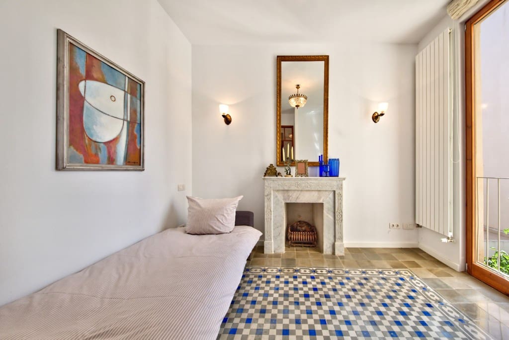 2 bedroom Apartment for rent in Palma de Mallorca - € 3,400 (Ref: 9317540)