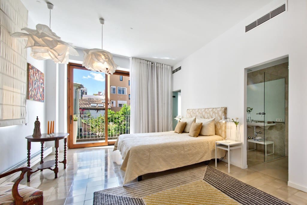 2 bedroom Apartment for rent in Palma de Mallorca - € 3,400 (Ref: 9317540)