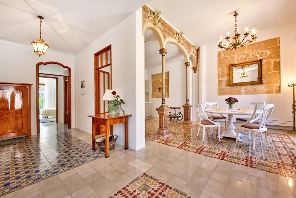 2 bedroom Apartment for rent in Palma de Mallorca - € 3,400 (Ref: 9317540)