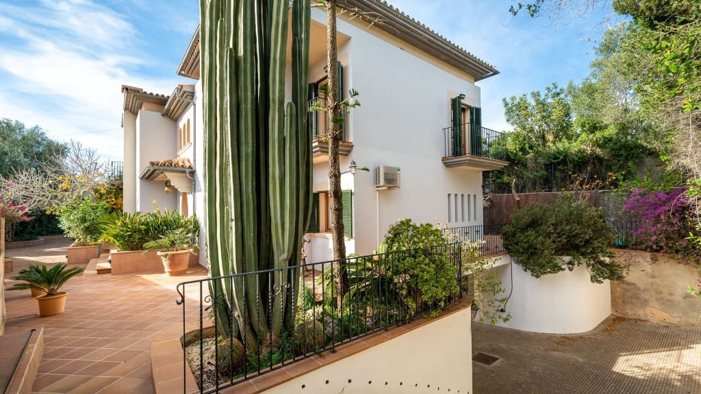 4 bedroom Villa for rent in Palma de Mallorca with pool - € 5,500 (Ref: 9326108)