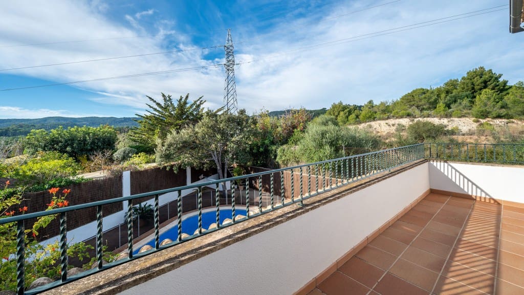 4 bedroom Villa for rent in Palma de Mallorca with pool - € 5,500 (Ref: 9326108)