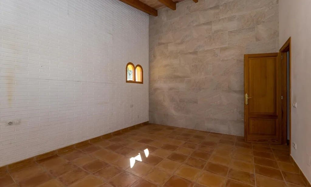 3 bedroom Finca/Country House for sale in Alaro - € 1,950,000 (Ref: 9330264)