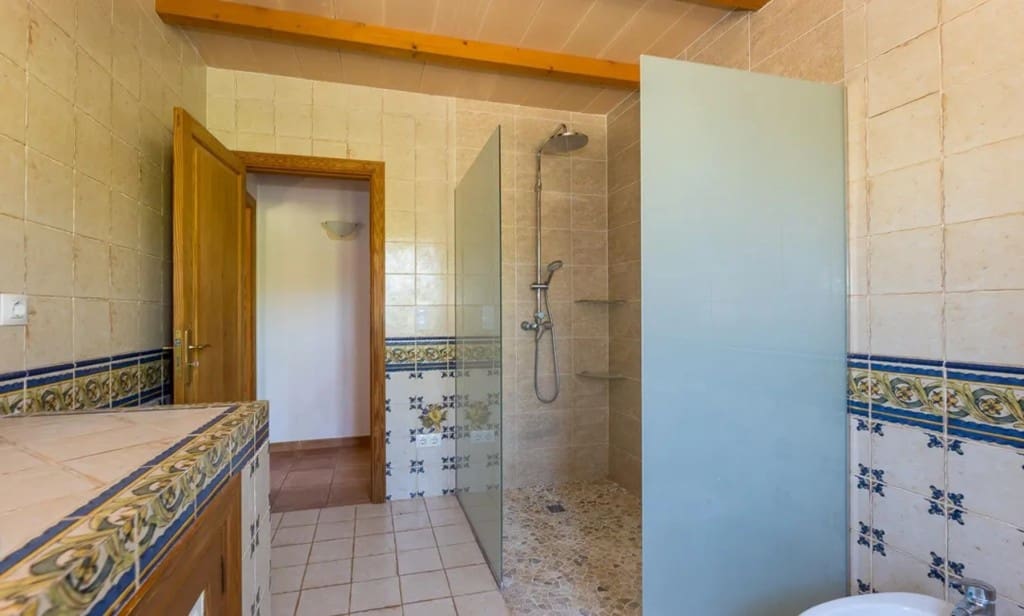 3 bedroom Finca/Country House for sale in Alaro - € 1,950,000 (Ref: 9330264)