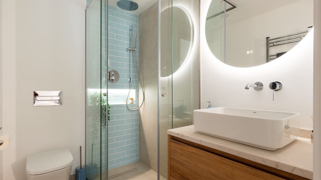 2 slaapkamer Appartement te koop in Santa Ponsa met zwembad - € 975.000 (Ref: 9344354)