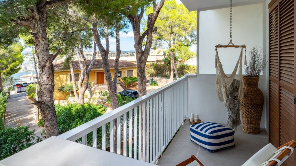 2 slaapkamer Appartement te koop in Santa Ponsa met zwembad - € 975.000 (Ref: 9344354)