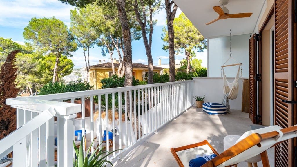 2 slaapkamer Appartement te koop in Santa Ponsa met zwembad - € 975.000 (Ref: 9344354)