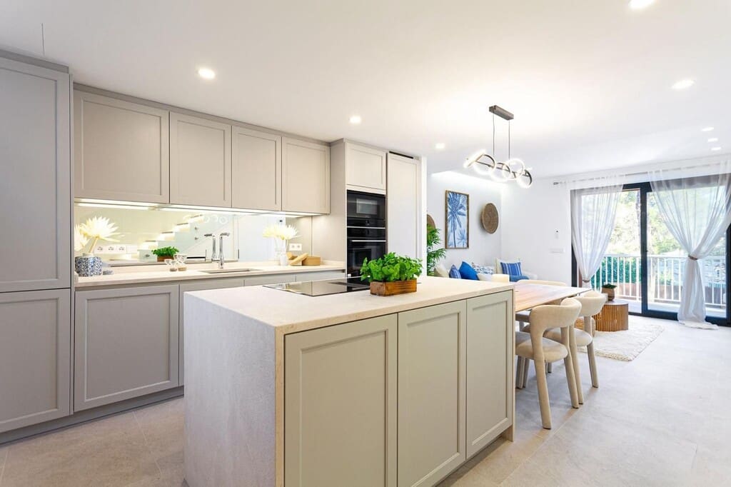 2 bedroom Apartment for sale in Santa Ponsa with pool - € 925,000 (Ref: 9344354)