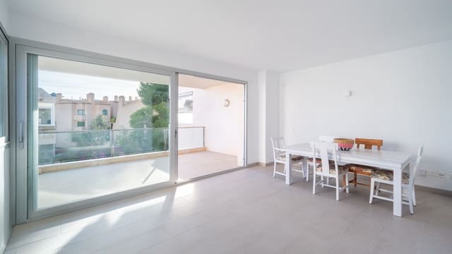 2 sovrum Lägenhet att hyra i Es Camp De Mar / El Camp De Mar, Andratx med pool - 1 900 € (Ref: 9358865)