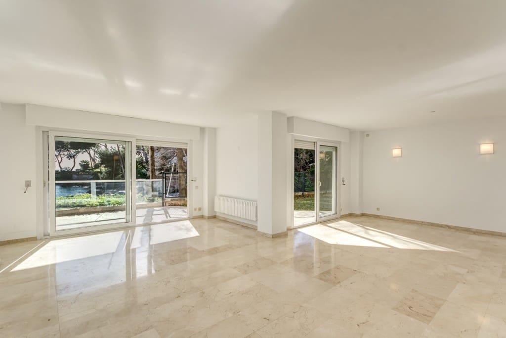 4 sovrum Lägenhet att hyra i Cas Catala - 5 500 € (Ref: 9361951)