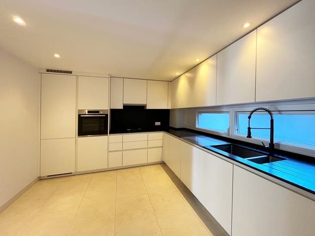 4 sovrum Lägenhet att hyra i Cas Catala, Calvià - 5 500 € (Ref: 9361951)