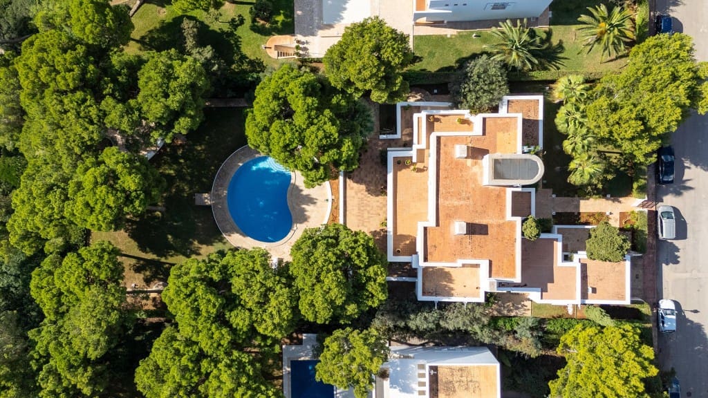 8 slaapkamer Villa te koop in Porto Petro met zwembad - € 7.500.000 (Ref: 9374966)