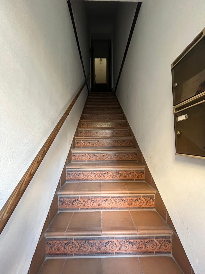 2 soverom Leilighet til leie i Palma de Mallorca - € 2 000 (Ref: 9387397)