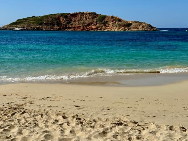 2 makuuhuone Huoneisto vuokrattavana paikassa Puerto Portals, Calvià mukana uima-altaan - 3 700 € (Ref: 9395726)