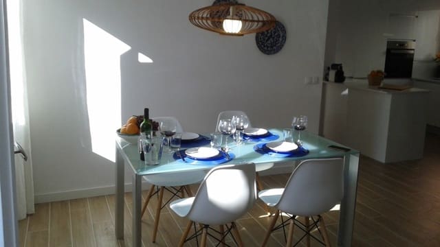 3 soveværelse Lejlighed til leje i Palma de Mallorca - € 1.900 (Ref: 9398194)