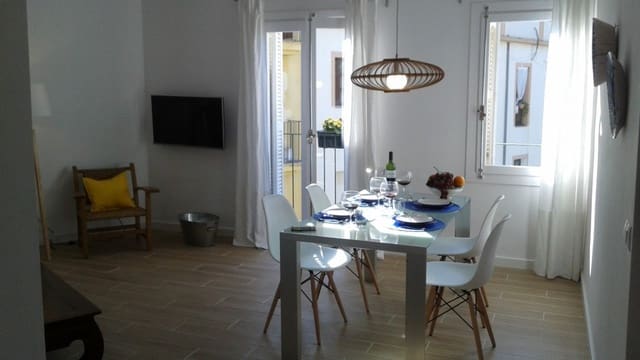 3 soveværelse Lejlighed til leje i Palma de Mallorca - € 1.900 (Ref: 9398194)