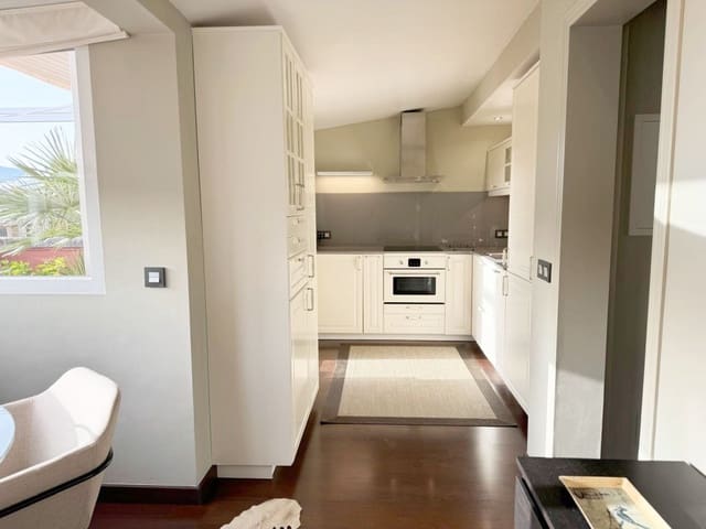 1 sovrum Takvåning att hyra i Son Armadans, Palma de Mallorca - 2 250 € (Ref: 9402897)