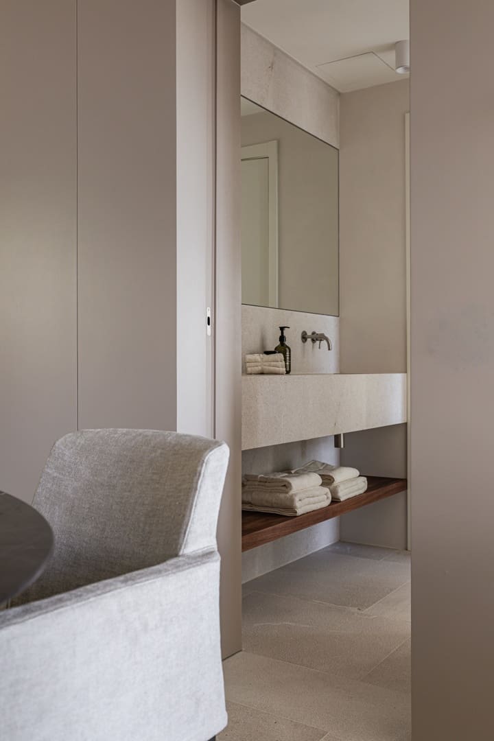 2 slaapkamer Appartement te koop in Cala Mayor met zwembad - € 1.500.000 (Ref: 9445776)