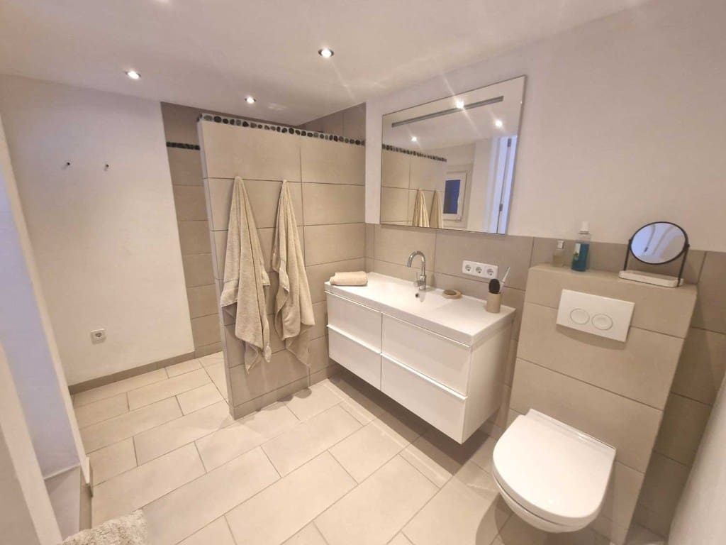 Chalet de 4 habitaciones en Cala Pi en venta con piscina - 1.350.000 € (Ref: 9468128)