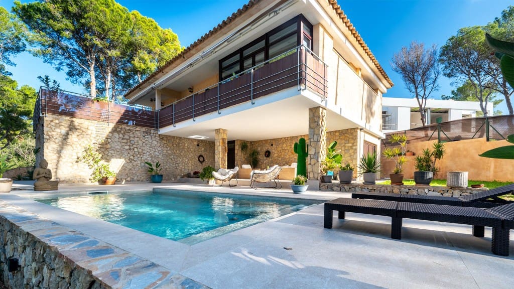 3 sovrum Villa till salu i Costa de la Calma med pool garage - 1 900 000 € (Ref: 9512064)