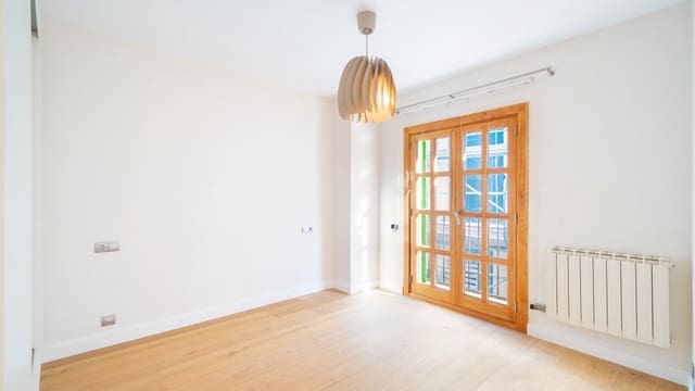 3 bedroom Apartment for sale in Monti-Sion, Palma de Mallorca - € 1,680,000 (Ref: 9560914)