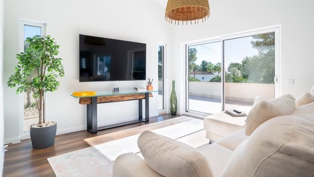 5 slaapkamer Villa te koop in Cala Vinyes / Cala Vinyas / Cala Viñas, Calvià met zwembad - € 2.595.000 (Ref: 9573973)