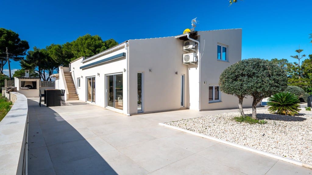 5 soveværelse Villa til salg i Cala Vinyes / Cala Vinyas / Cala Vinas med swimmingpool - € 2.595.000 (Ref: 9573973)