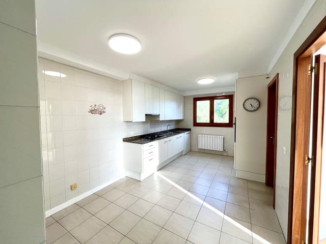 4 slaapkamer Penthouse te huur in La Bonanova, Palma de Mallorca met zwembad - € 3.000 (Ref: 9604581)