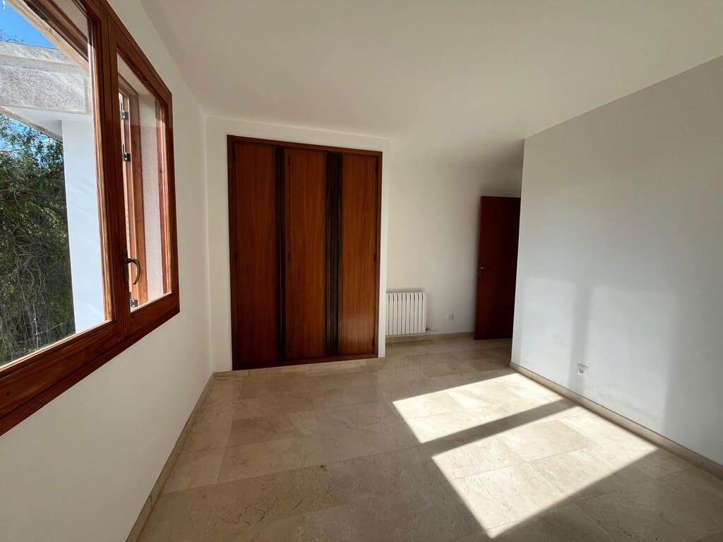 Ático de 4 habitaciones en Palma de Mallorca en alquiler con piscina - 2.600 € (Ref: 9604581)