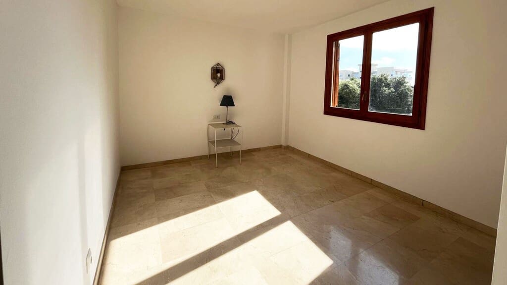 Ático de 4 habitaciones en Palma de Mallorca en alquiler con piscina - 2.600 € (Ref: 9604581)