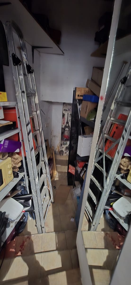 Kommersiell til salgs i Palma de Mallorca - € 148 000 (Ref: 9629635)