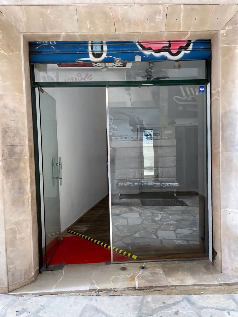 Kommersiell til salgs i Palma de Mallorca - € 148 000 (Ref: 9629635)