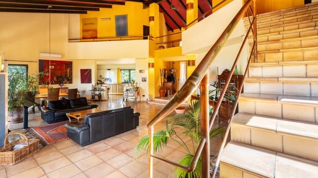 4 bedroom Finca/Country House for sale in Biniali, Sencelles with pool - € 1,395,000 (Ref: 9636450)