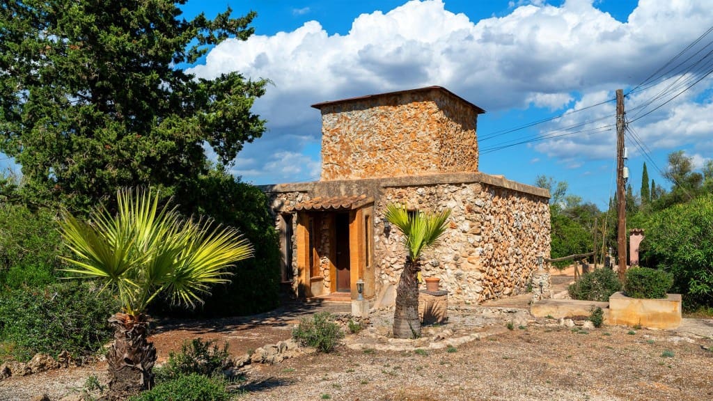 4 bedroom Finca/Country House for sale in Biniali with pool - € 1,395,000 (Ref: 9636450)