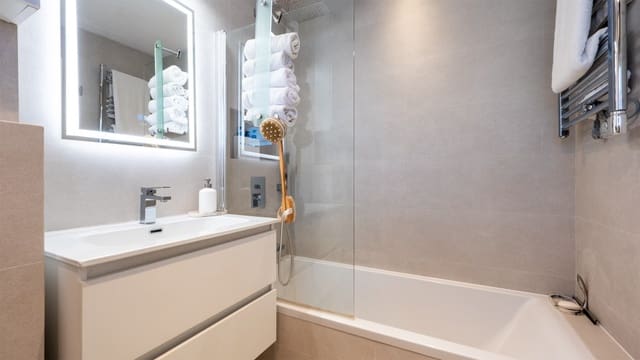 2 soveværelse Lejlighed til salg i Portals Nous, Calvià - € 390.000 (Ref: 9651241)